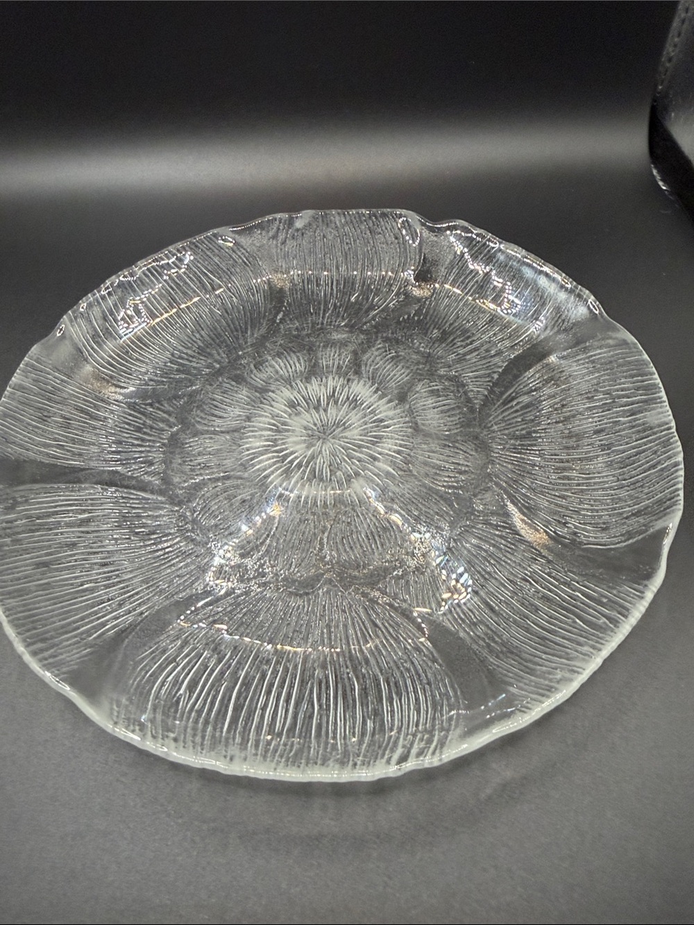Vintage Arcoroc Fleur Collection 7.5” Luncheon/salad Plate